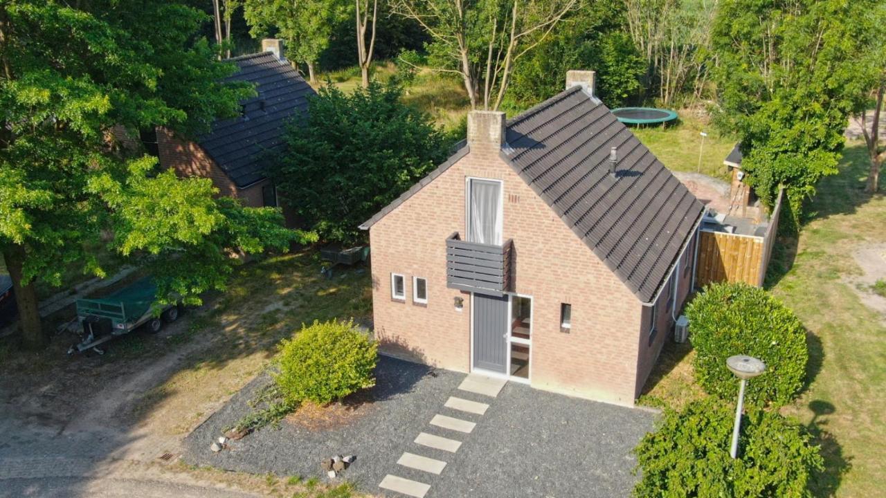 Recreatiewoning Maas En Waal 191 Vila Ewijk Exterior foto